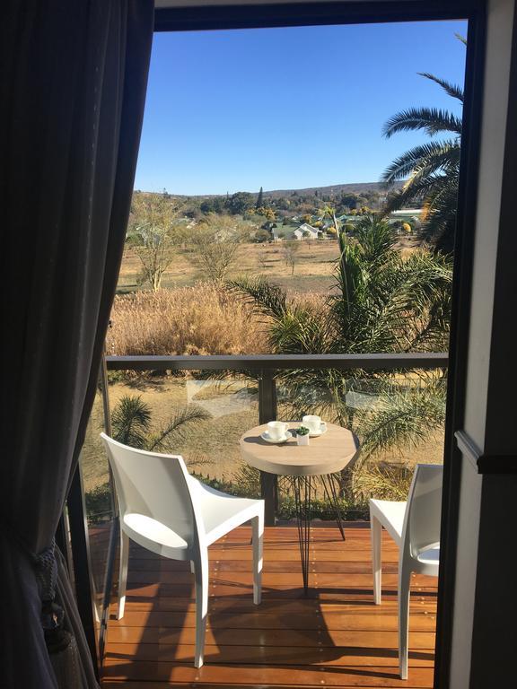 Oewerpalms View Hotel Oudtshoorn Kültér fotó
