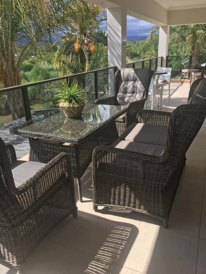 Oewerpalms View Hotel Oudtshoorn Kültér fotó
