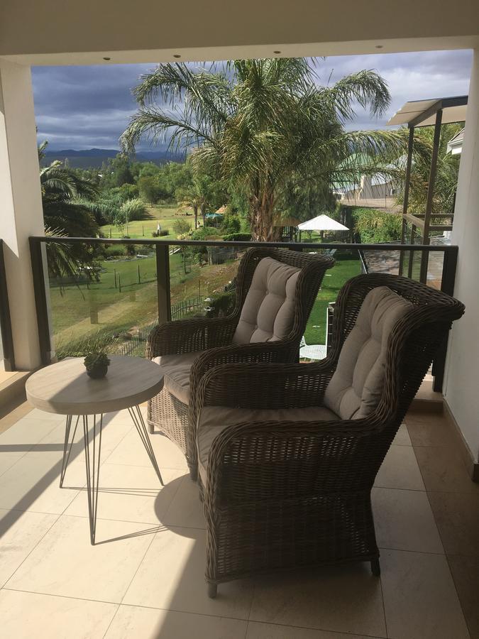 Oewerpalms View Hotel Oudtshoorn Kültér fotó