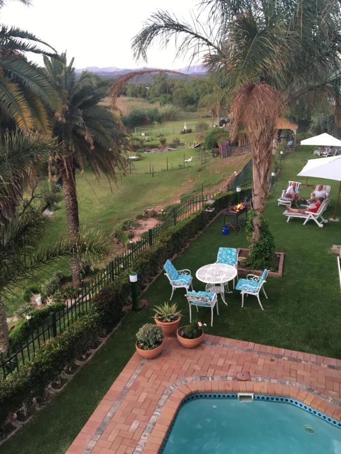 Oewerpalms View Hotel Oudtshoorn Szoba fotó